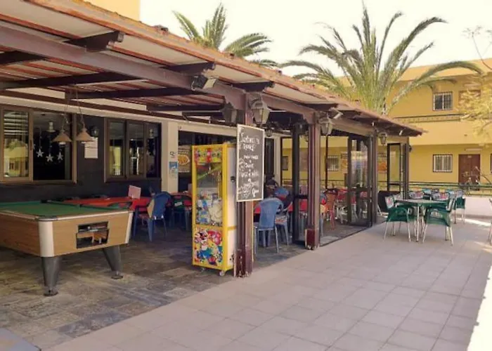 Estudio Coqueto Torres Del Sol アロナ